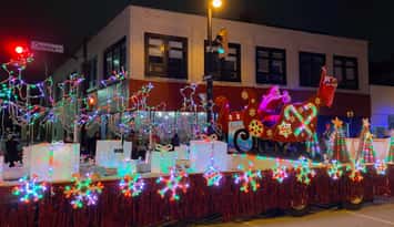 Sarnia Santa Claus Parade 2023 Blackburn Media photo by Melanie Irwin.
